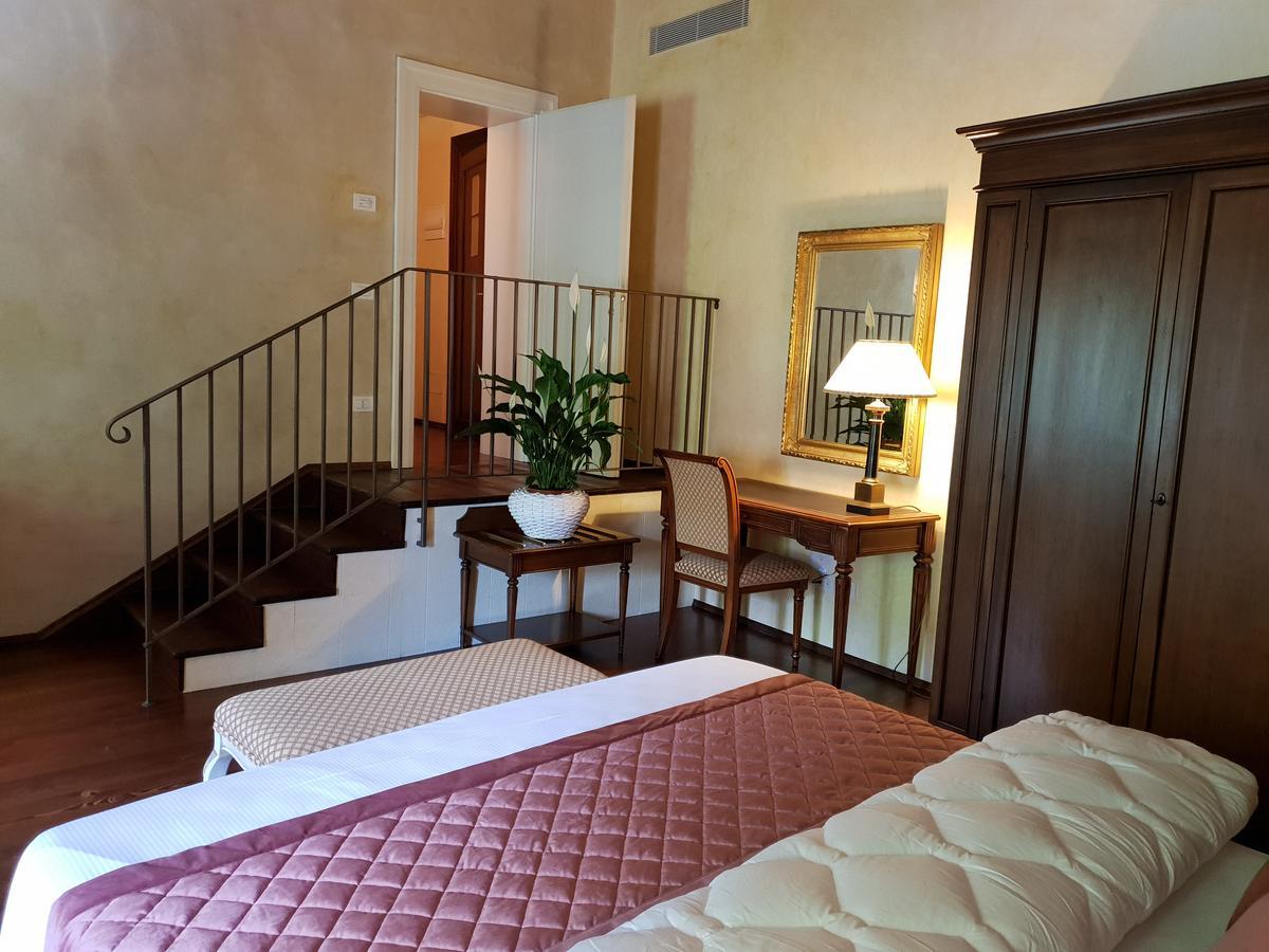 I Giardini Segreti Di Villa Marcello Marinelli Cison di Valmarino Eksteriør billede