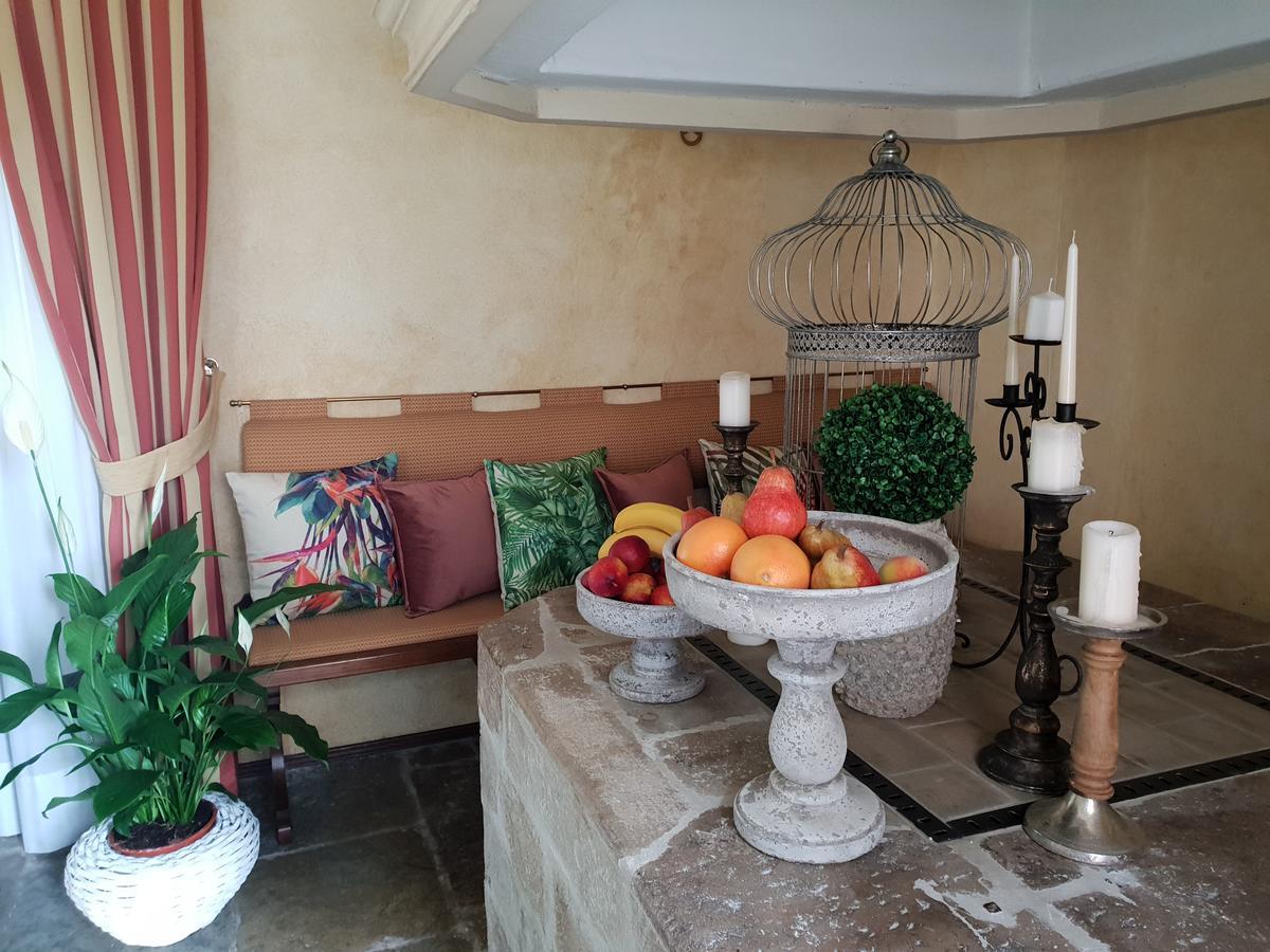 I Giardini Segreti Di Villa Marcello Marinelli Cison di Valmarino Eksteriør billede